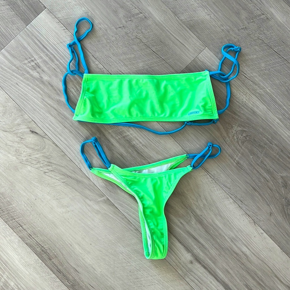 Crooks bathing suit. Size small. Never worn.